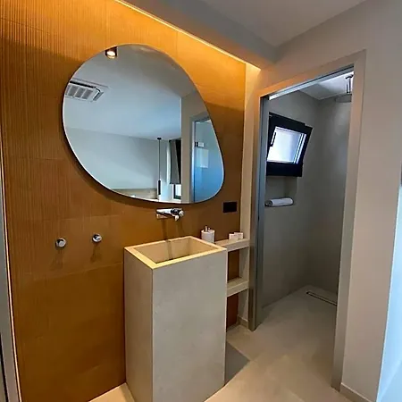 Hotel Sealuxe Living 4*