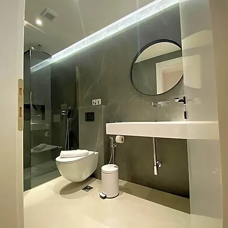 Hotel Sealuxe Living 4*