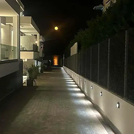 Hotel Sealuxe Living 4*