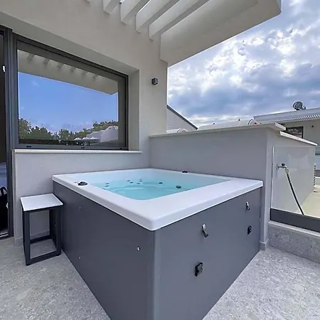 Sealuxe Living