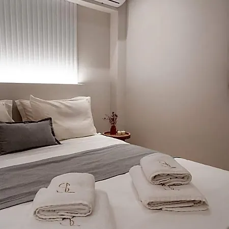 Sealuxe Living 4* Folea